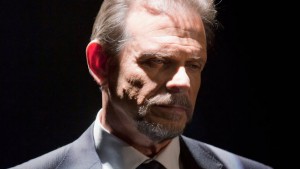 Marc Singer as Lars Tremont in V: 2009