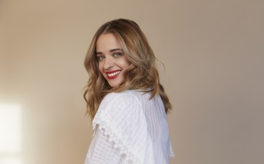 Raechelle Banno Photo by Mollie Rose