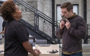 Wanda Sykes and Adam Devine in Jexi